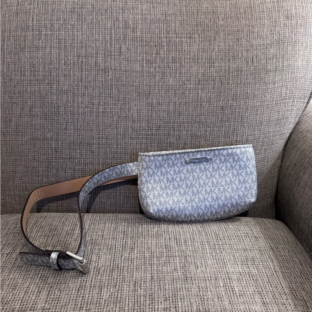 Michaels Brown Synthetic Belt
